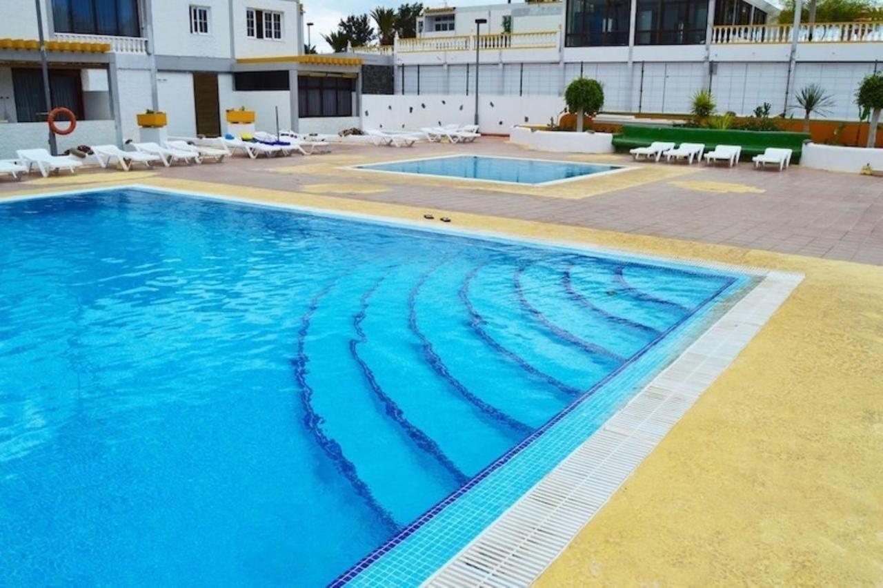 Papagayo Beach Apartments 아로나 외부 사진