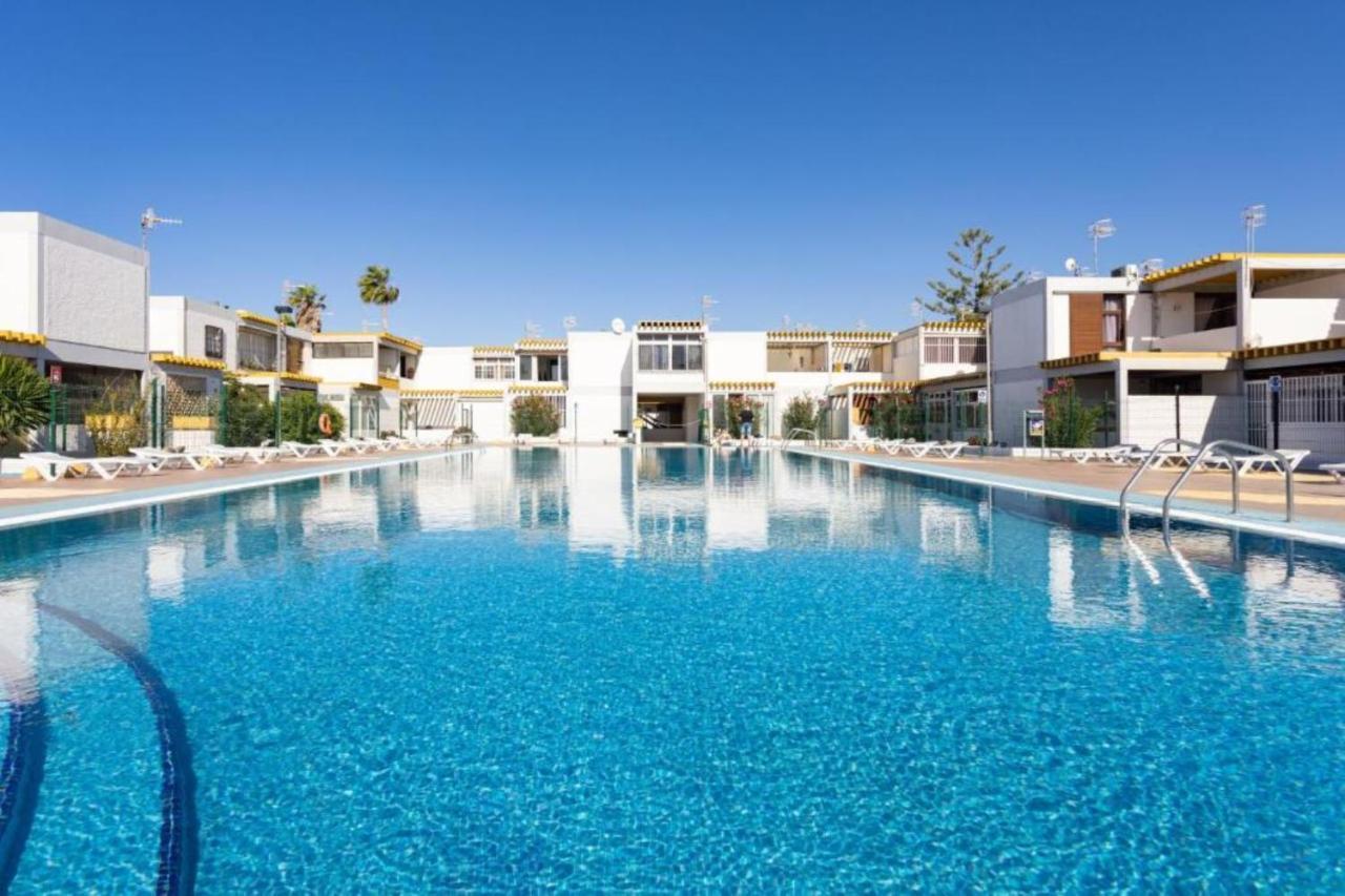 Papagayo Beach Apartments 아로나 외부 사진