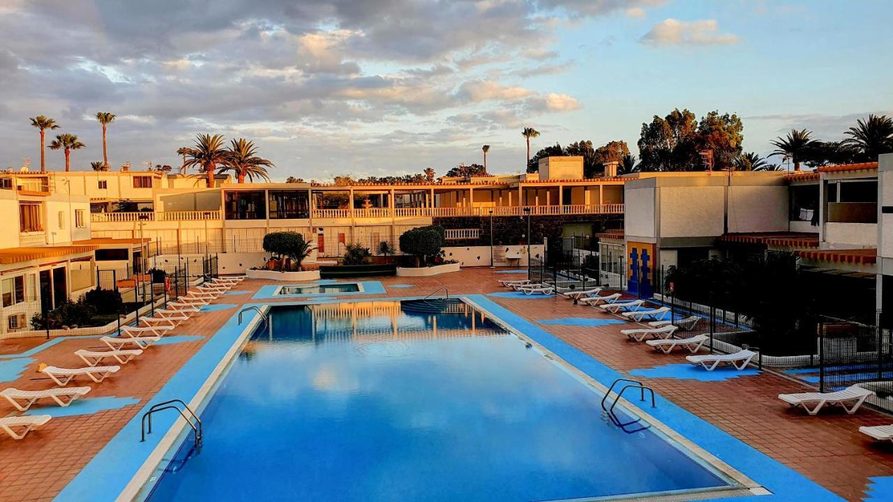 Papagayo Beach Apartments 아로나 외부 사진
