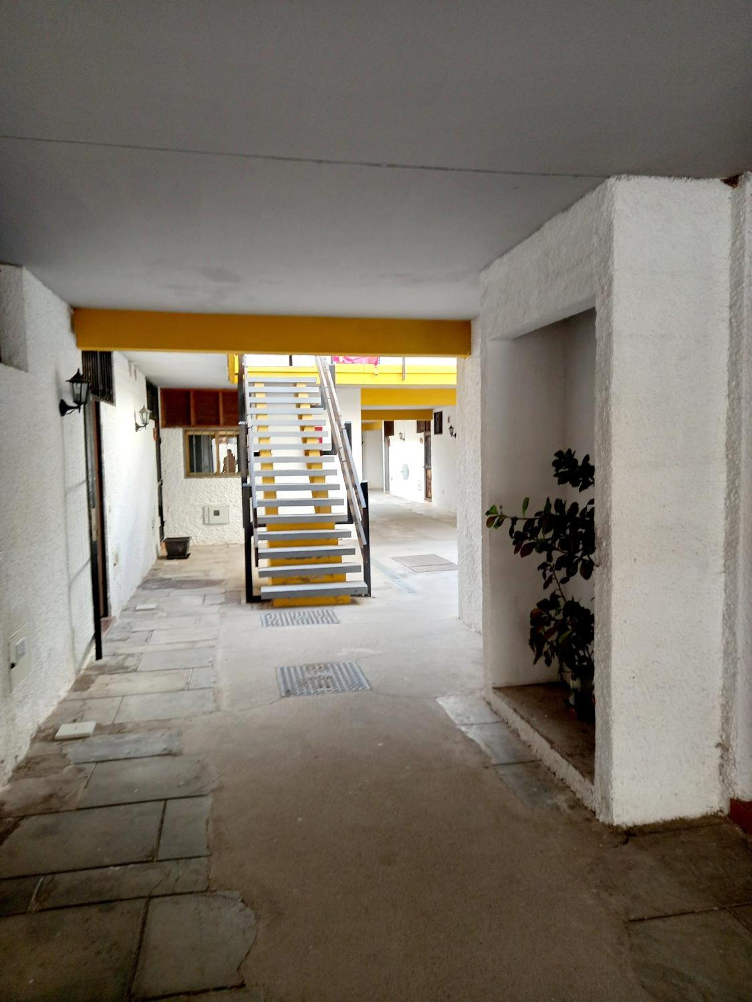 Papagayo Beach Apartments 아로나 외부 사진
