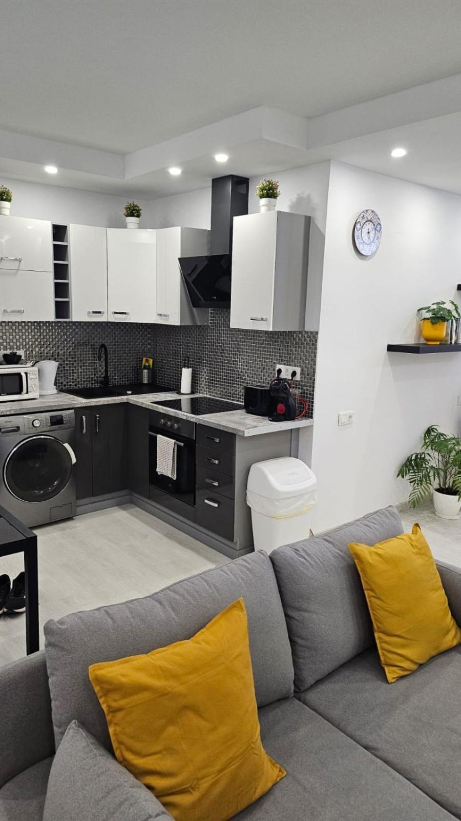 Papagayo Beach Apartments 아로나 외부 사진