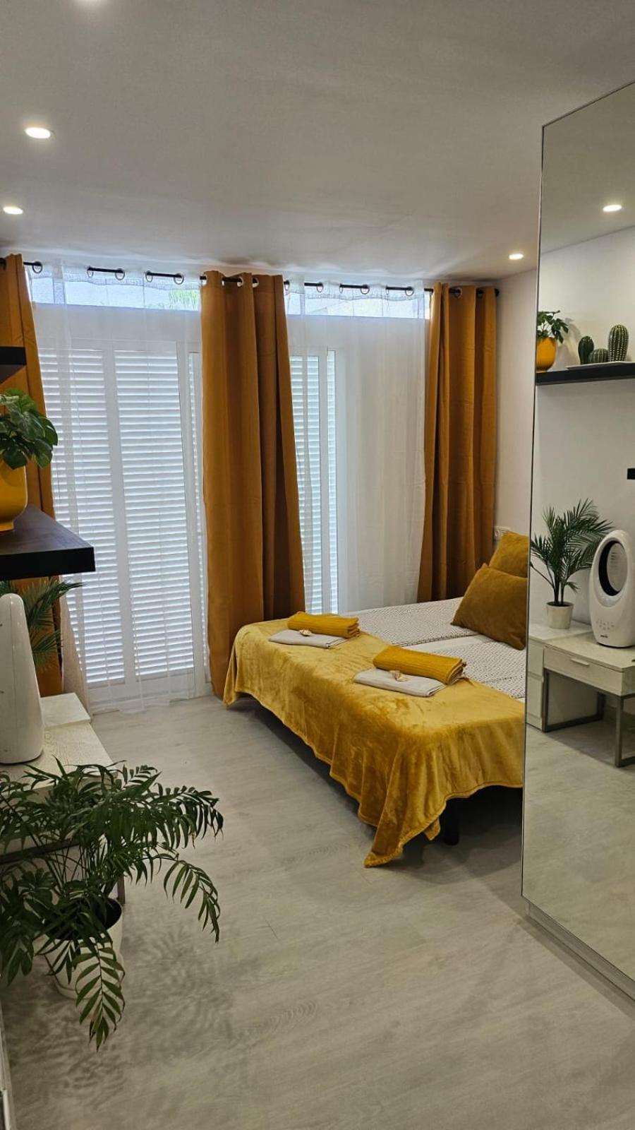 Papagayo Beach Apartments 아로나 외부 사진