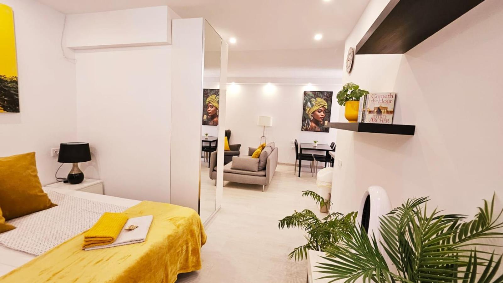 Papagayo Beach Apartments 아로나 외부 사진